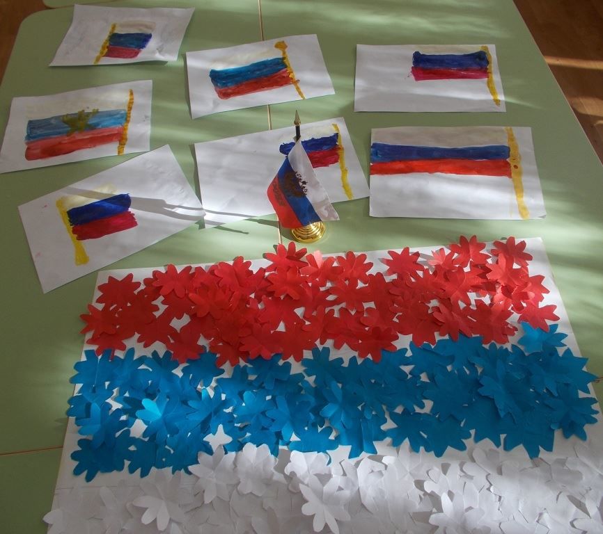 Какие поделки можно сделать на день России, в детском саду